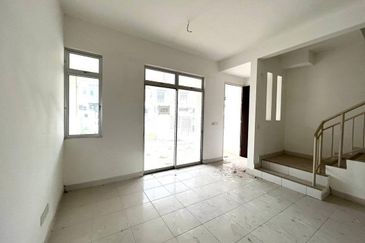 The Fern, Meridin East