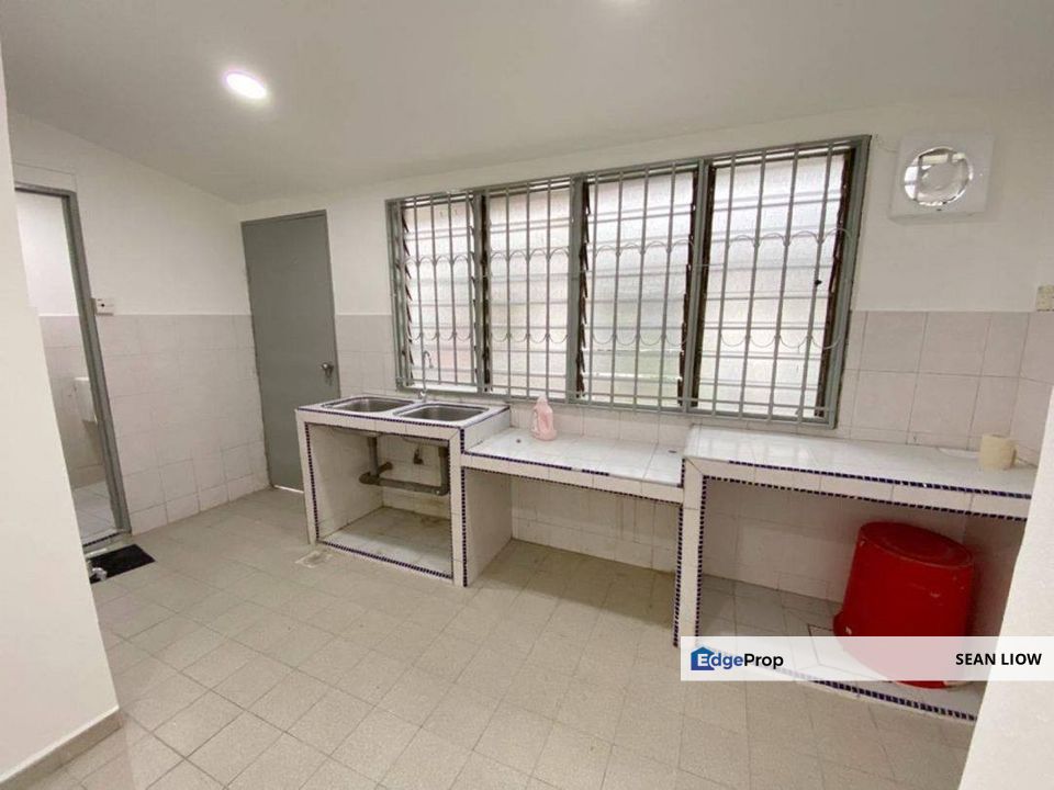 Taman Universiti, Skudai, Johor , Single storey low cost For Sale , Johor, Skudai