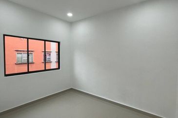 Taman Pulai Utama Flat