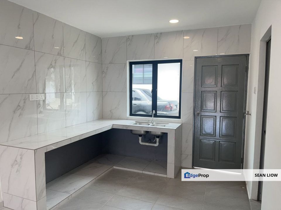 Taman Universiti, Skudai, Johor , Single Storey Terrace For Sale , Johor, Skudai