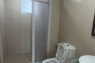 Dedaun Hijau (Greenfield Regency)