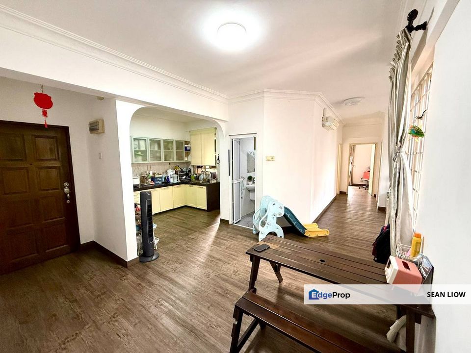 Pangsapuri Persiaran Tanjung, Johor Bahru, Johor @ Apartment For Sale , Johor, Johor Bahru