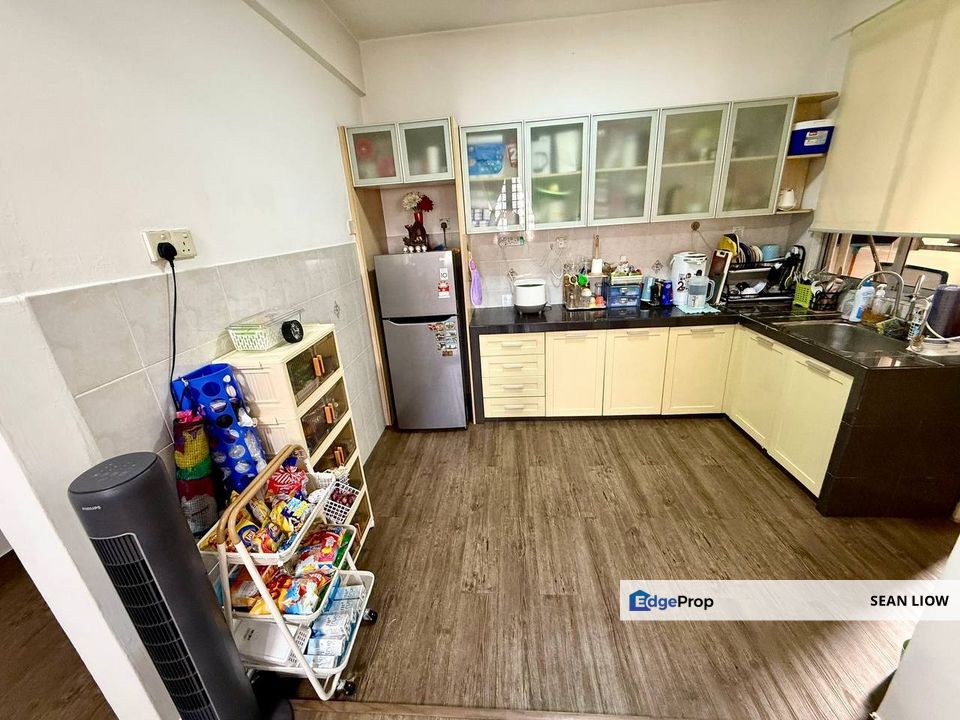 Pangsapuri Persiaran Tanjung, Johor Bahru, Johor @ Apartment For Sale , Johor, Johor Bahru