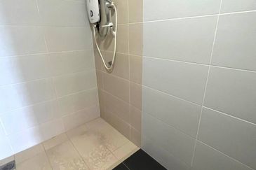 Akedemik Suite, Tebrau, Johor , Studio Unit For Sale 