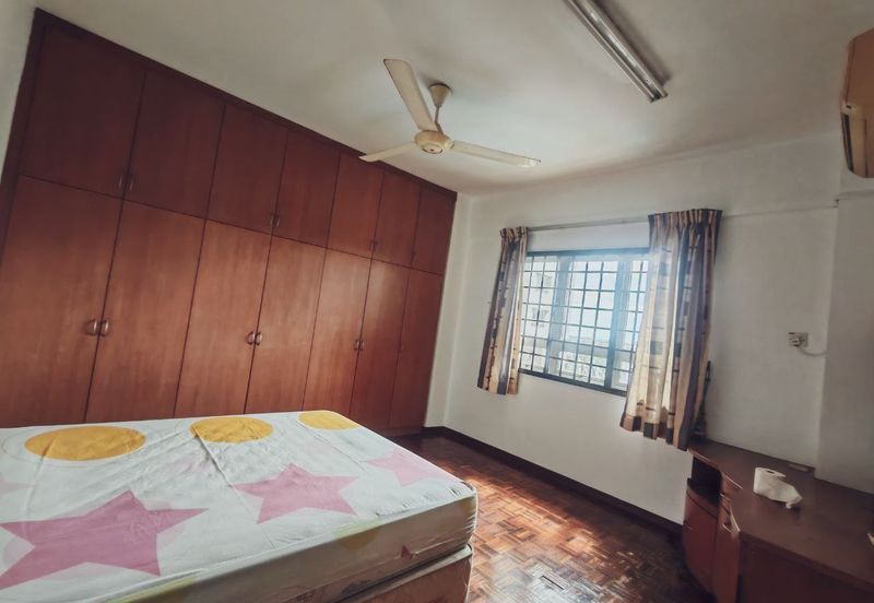 Dwi Mahkota Condominium