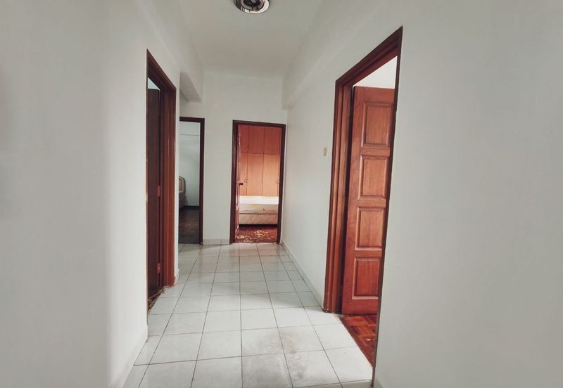 Dwi Mahkota Condominium