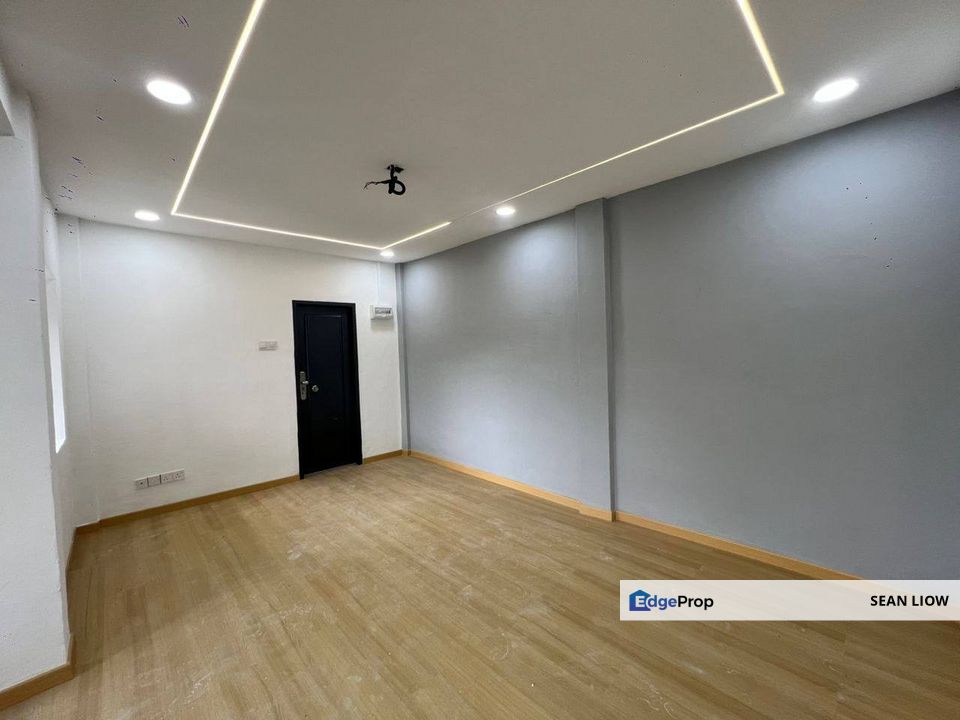 Taman Bukit Mewah, Tampoi, Johor , Flat For Sale , Johor, Tampoi