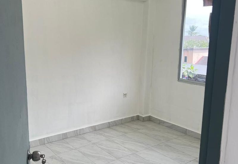 Flat Temenggong, Bandar Indahpura