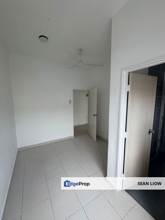 Bandar Putera Indah, Batu Pahat, Johor , Renovated Double Storey Terrace Home For Sale , Johor, Batu Pahat
