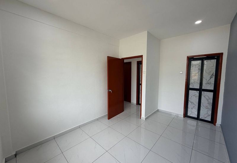Flat Taman Impian Emas, Skudai, Johor , For Sale 