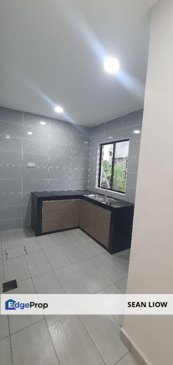 Taman Wawasan kelapa Sawit, Kulai, Johor , Double Storey Low Cost For Sale , Johor, Kulai