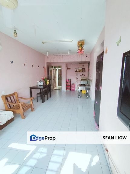 Flat Permas Jaya , Jalan Permas 7 medium low cost flat House for sale good condition, Johor, Pasir Gudang