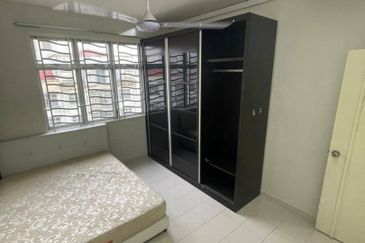 Villa Krystal, Bandar Selesa Jaya