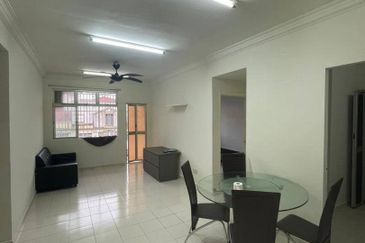 Villa Krystal, Bandar Selesa Jaya