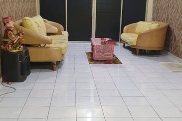 Lily & Jasmine Apartment