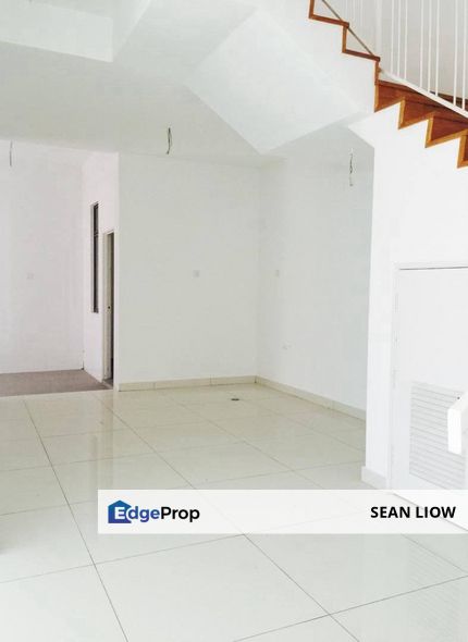 Skudai , Taman skudai indah , Indah Height 3 storey cluster for sale intermediate lot, Johor, Skudai