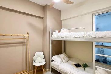 Midas Perling Apartment