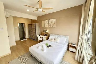 Midas Perling Apartment