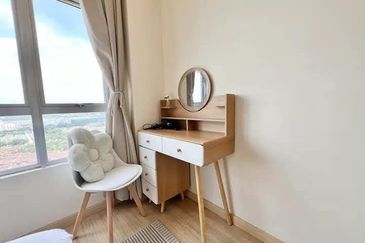 Midas Perling Apartment