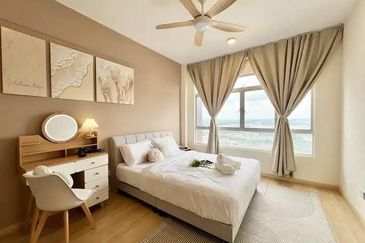 Midas Perling Apartment