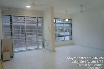 Seri Austin Luxury Apartment