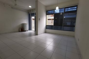 Seri Austin Luxury Apartment