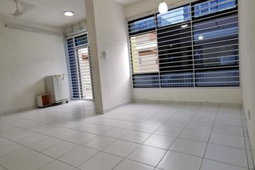 Seri Austin Luxury Apartment