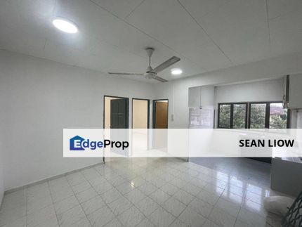 Flat Bandar Selesa Jaya, Skudai, Johor , ⁠level 4 (top) for sale , Johor, Skudai
