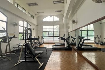 Aloha Tower Condominium