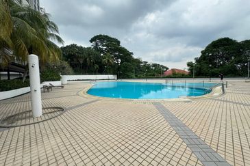 Aloha Tower Condominium