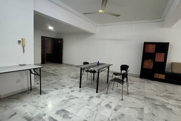 Aloha Tower Condominium