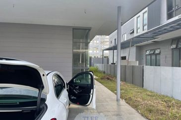 Broadleaf Residences, Hometree