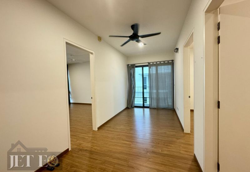 Lucent Residence @ twentyfive.7