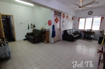 Flat Jalan Kastam