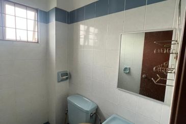 Pulau Indah ( Pulau Lumut )