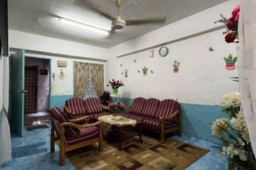 Flat Kelompok Camar (Port Klang)