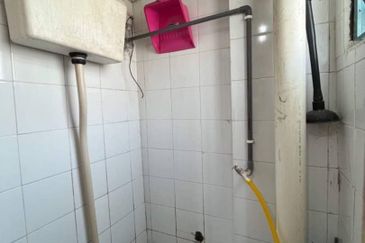 Flat Kelompok Camar (Port Klang)