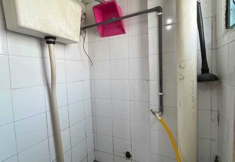 Flat Kelompok Camar (Port Klang)