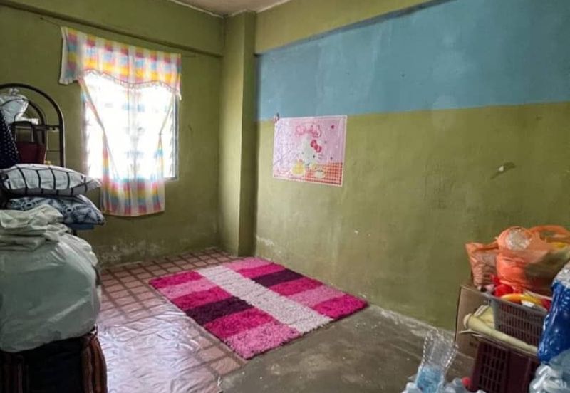 Flat Kelompok Camar (Port Klang)