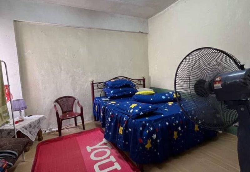 Flat Kelompok Camar (Port Klang)