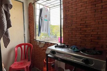 Flat Kelompok Camar (Port Klang)