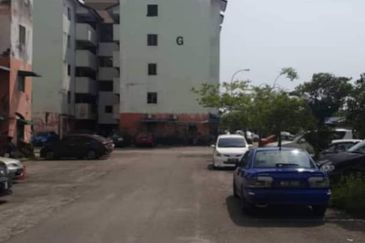 WTL Flat, Teluk Gong