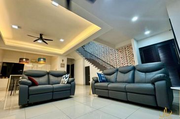 Duta Villa, Setia Alam