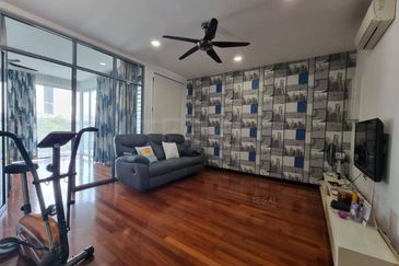 Duta Villa, Setia Alam