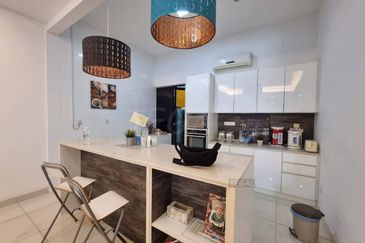 Duta Villa, Setia Alam