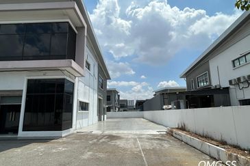 Gateway 16, Bandar Bukit Raja