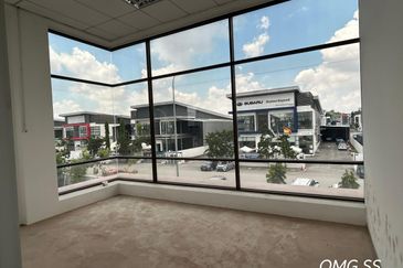 Gateway 16, Bandar Bukit Raja