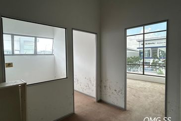 Gateway 16, Bandar Bukit Raja