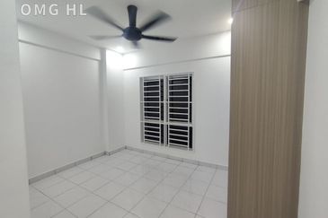 Trifolia 1 Apartment