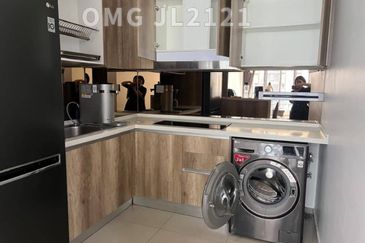 Gravit8 @ Klang South